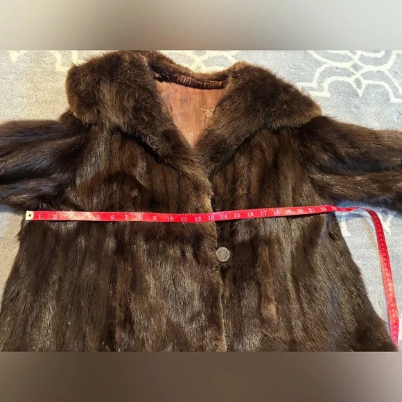 Short Style Fur Coat - Picture 14 of 16